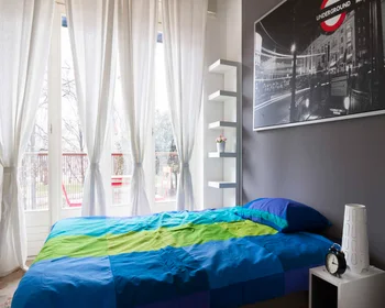 Stanza privata in Viale Coni Zugna, immagine 1 di 10