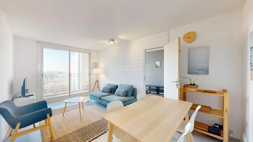 Private room at 9 Rue Du Pasteur Alphonse Cadier, image 1 of 10