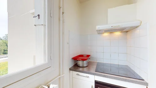 Chambre privée à 14 Rue Albert Camus, image 10 de 40
