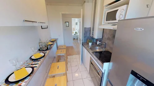 Habitación privada en Rue du Chèvrefeuille, imagen 5 de 11