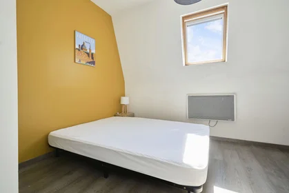 Chambre privée à 34 Rue de Croix, image 15 de 25