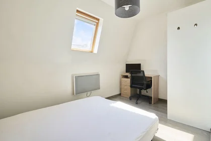 Chambre privée à 34 Rue de Croix, image 16 de 25