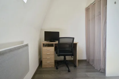 Chambre privée à 34 Rue de Croix, image 20 de 25