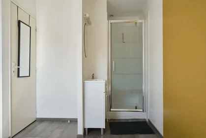 Chambre privée à 34 Rue de Croix, image 21 de 25