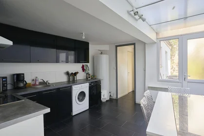 Chambre privée à 34 Rue de Croix, image 8 de 25