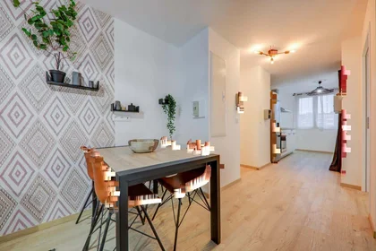 Quarto privado em 19 Rue Saint-Romain, 69008 Lyon, France, imagem 8 de 11