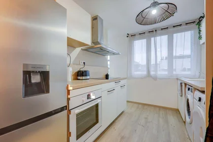Quarto privado em 19 Rue Saint-Romain, 69008 Lyon, France, imagem 9 de 11