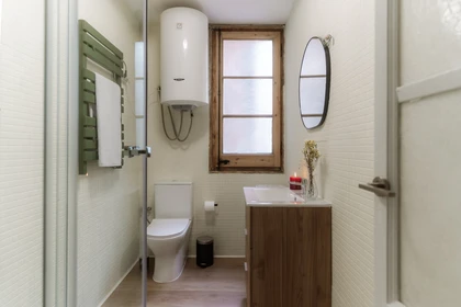 Chambre privée à Ciutat Vella, Barcelona, image 19 de 22