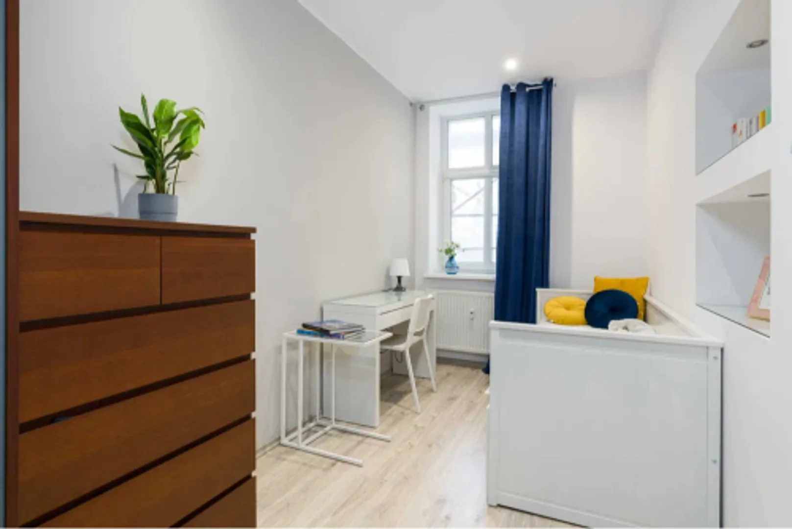 Cozy room for students available in 