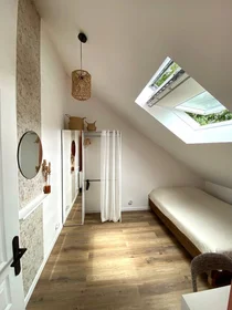 Private room at Nantes, 44300, image 1 of 10