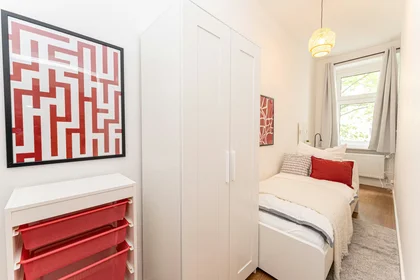 私人房间 在 Anzengruberstraße, Bezirk Neukölln, 10的图像1