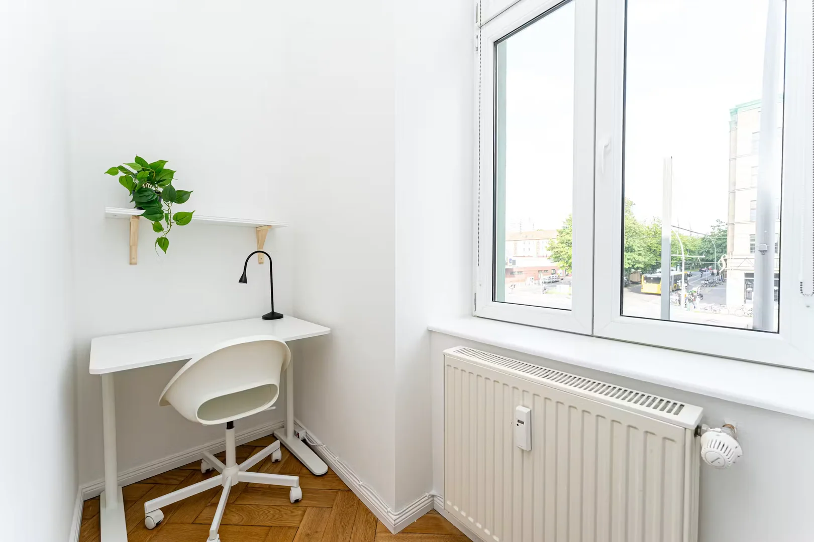 Zimmer in Studentenwohnung in  zu vermieten, voll möbliert