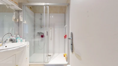 Private room in residence at 167 route de Genas, image 25 of 25