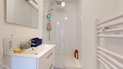 Private room in residence at 167 route de Genas, image 21 of 23