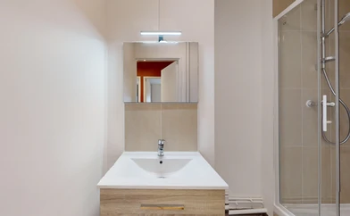Private room in residence at 2 rue Monge, image 21 of 24