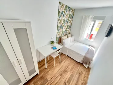 Özel oda konumu Calle Coral, Macarena, 1 10 görüntüsü