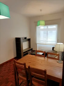 Apartamento inteiro em 14, imagem 2 de 14