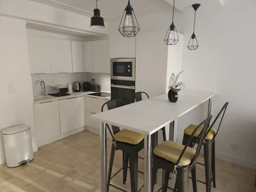 Prywatny pokój Boulevard Dugommier, obraz 2 12