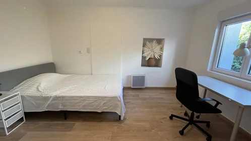 Chambre privée à Aix-en-provence, 13100, image 4 de 13