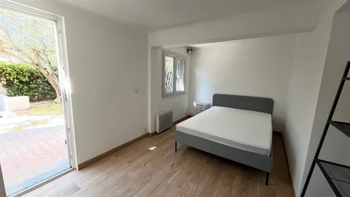 Chambre privée à Aix-en-provence, 13100, image 8 de 13