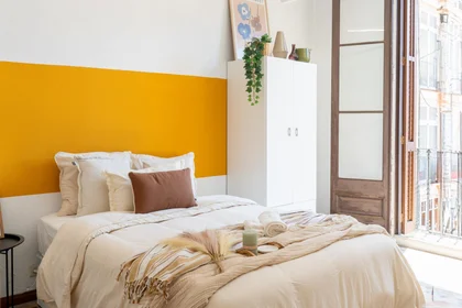Chambre privée à Rambla de Catalunya, image 1 de 19