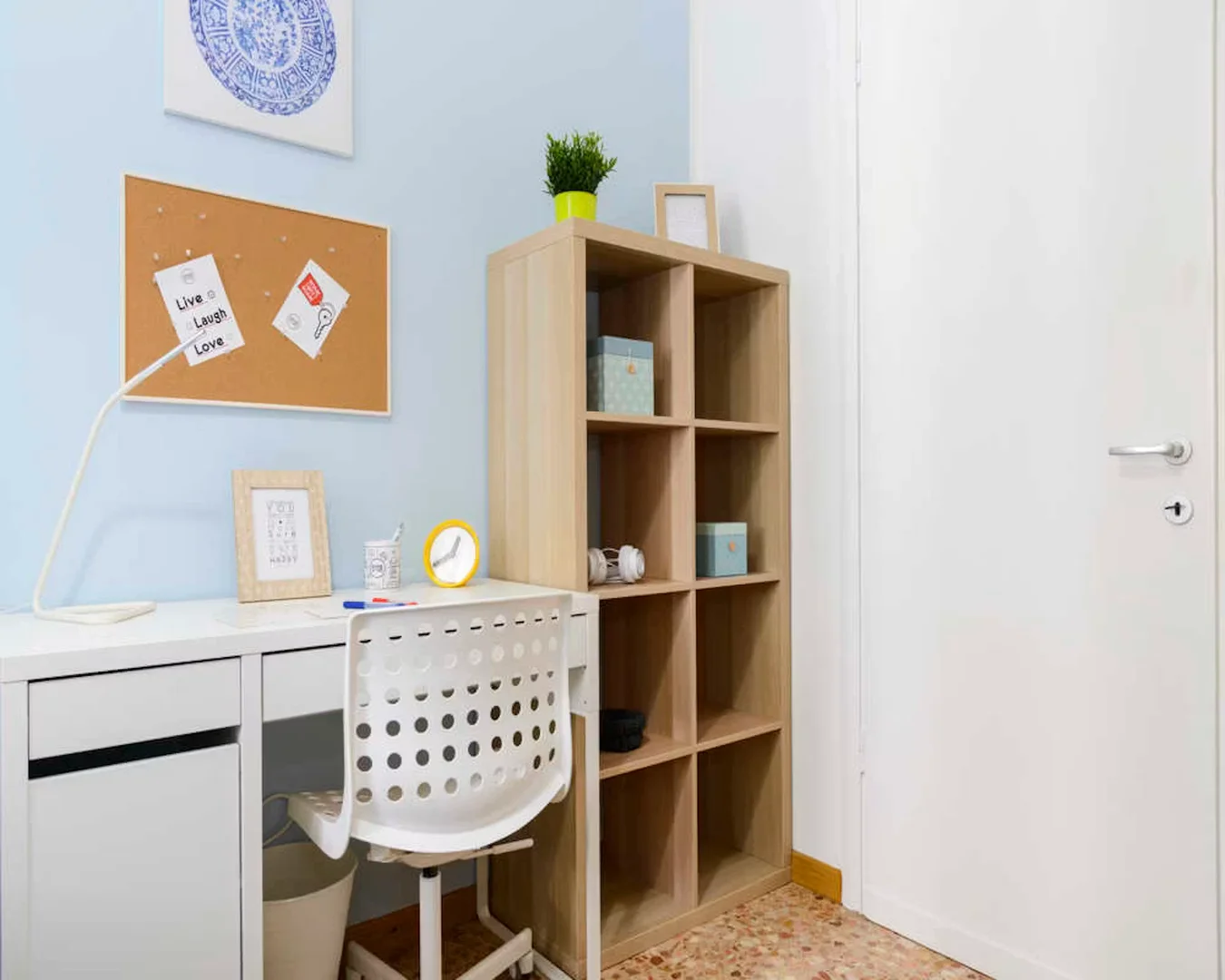 Komfortables und geräumiges Studentenzimmer in 