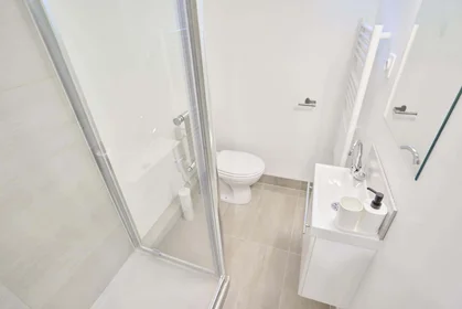 Private room at 271 Rue d'Estienne d'Orves, 92700 Colombes, France, image 5 of 40