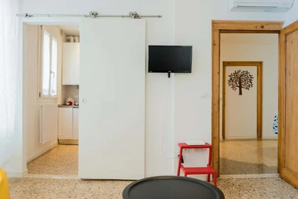 Entire place at Ruga Bella, 1079, 30135 Venezia VE, Italia, image 22 of 33