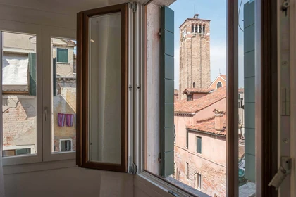 Entire place at Ruga Bella, 1079, 30135 Venezia VE, Italia, image 30 of 33