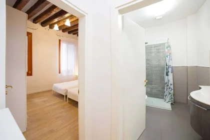 Entire apartment at Calle Lion, 3385, 30122 Venezia VE, Italia, image 17 of 34