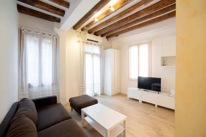 Entire apartment at Calle Lion, 3385, 30122 Venezia VE, Italia, image 33 of 34