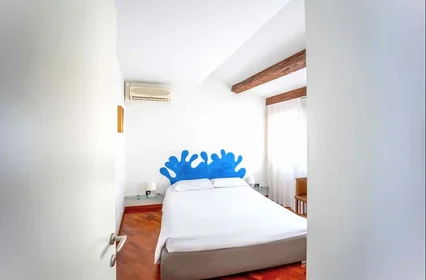 Entire apartment at Calle del Pestrin, 3889, 30122 Venezia VE, Italia, image 2 of 31