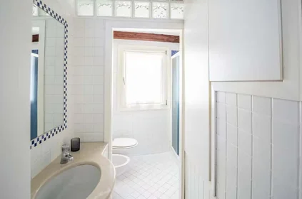Entire apartment at Calle del Pestrin, 3889, 30122 Venezia VE, Italia, image 11 of 31