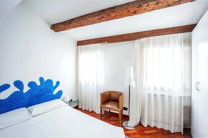 Entire apartment at Calle del Pestrin, 3889, 30122 Venezia VE, Italia, image 20 of 31
