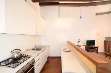 Entire apartment at Calle del Pestrin, 3889, 30122 Venezia VE, Italia, image 3 of 31