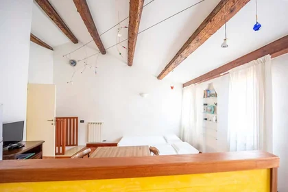 Entire apartment at Calle del Pestrin, 3889, 30122 Venezia VE, Italia, image 24 of 31