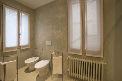 Entire apartment at C. del Fonte, 3434, 30121 Venezia VE, Italia, image 12 of 23