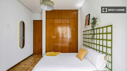 Privatzimmer in der Calle Núñez de Balboa, bild 14 von 19