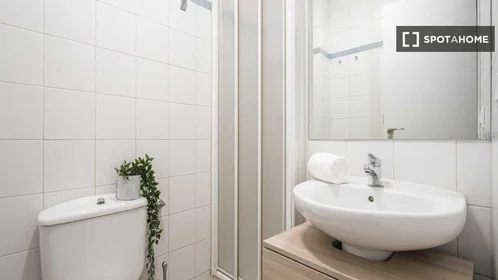 Privatzimmer in der Calle Núñez de Balboa, bild 8 von 19