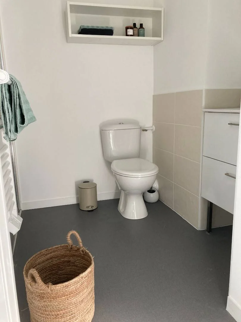Quarto acolhedor para estudantes disponível em 