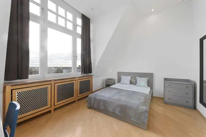 Private room at Heerstraße 2, 14052 Berlin, Germany, image 1 of 26