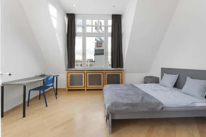 Private room at Heerstraße 2, 14052 Berlin, Germany, image 2 of 26
