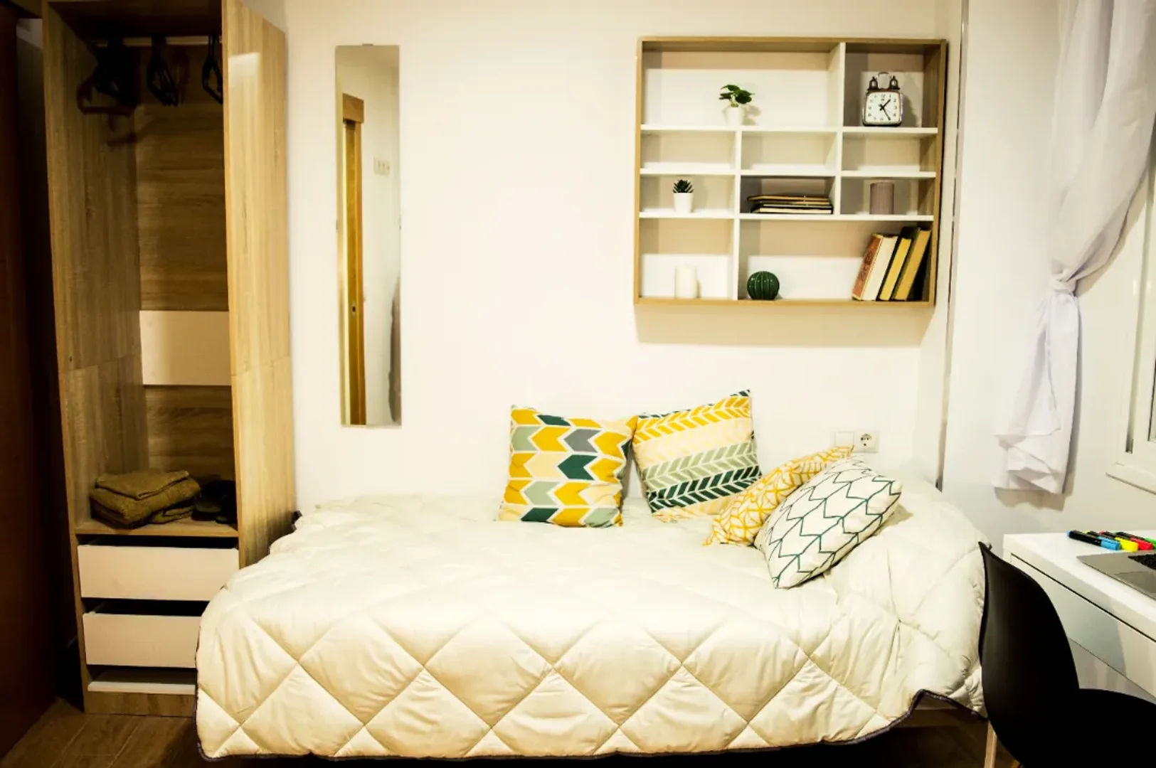 Niedrogi apartament typu studio z niezbędnymi funkcjami w 