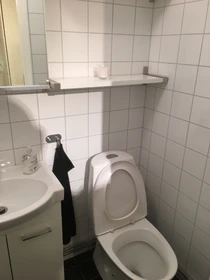 Private room at Kometvägen 7B, image 6 of 8