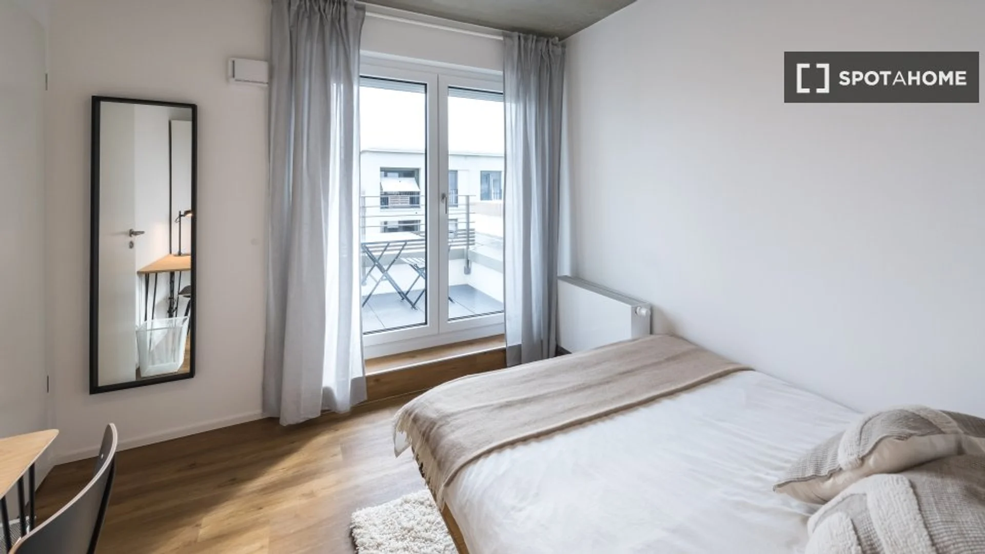 Chambre à louer dans un appartement d'étudiant à , entièrement meublée
