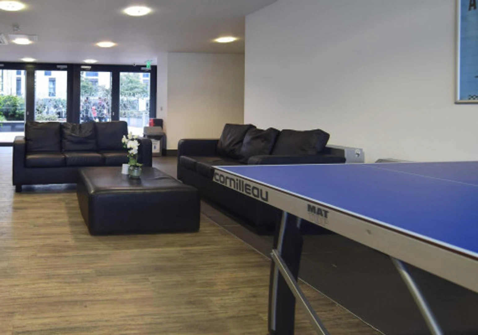 Bright and airy student room with easy university access in 