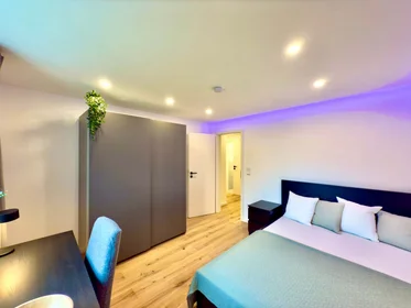 Private room at Hindelangstraße, 81475 München-Thalkirchen-Obersendling-Forstenried-Fürstenried-Solln, Germany, image 1 of 10