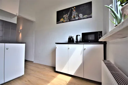 Özel oda konumu Maybachstraße, Innenstadt, 7 10 görüntüsü