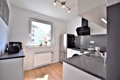 Özel oda konumu Maybachstraße, Innenstadt, 9 10 görüntüsü