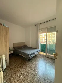 Quarto para alugar ao mês em {area}